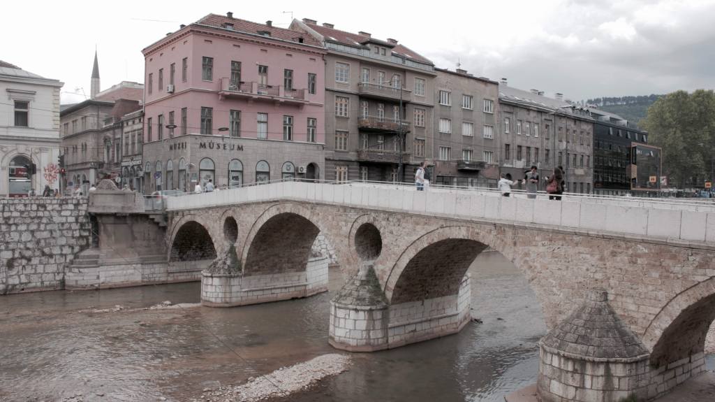 El puente donde asesinaron al archiduque de Austria